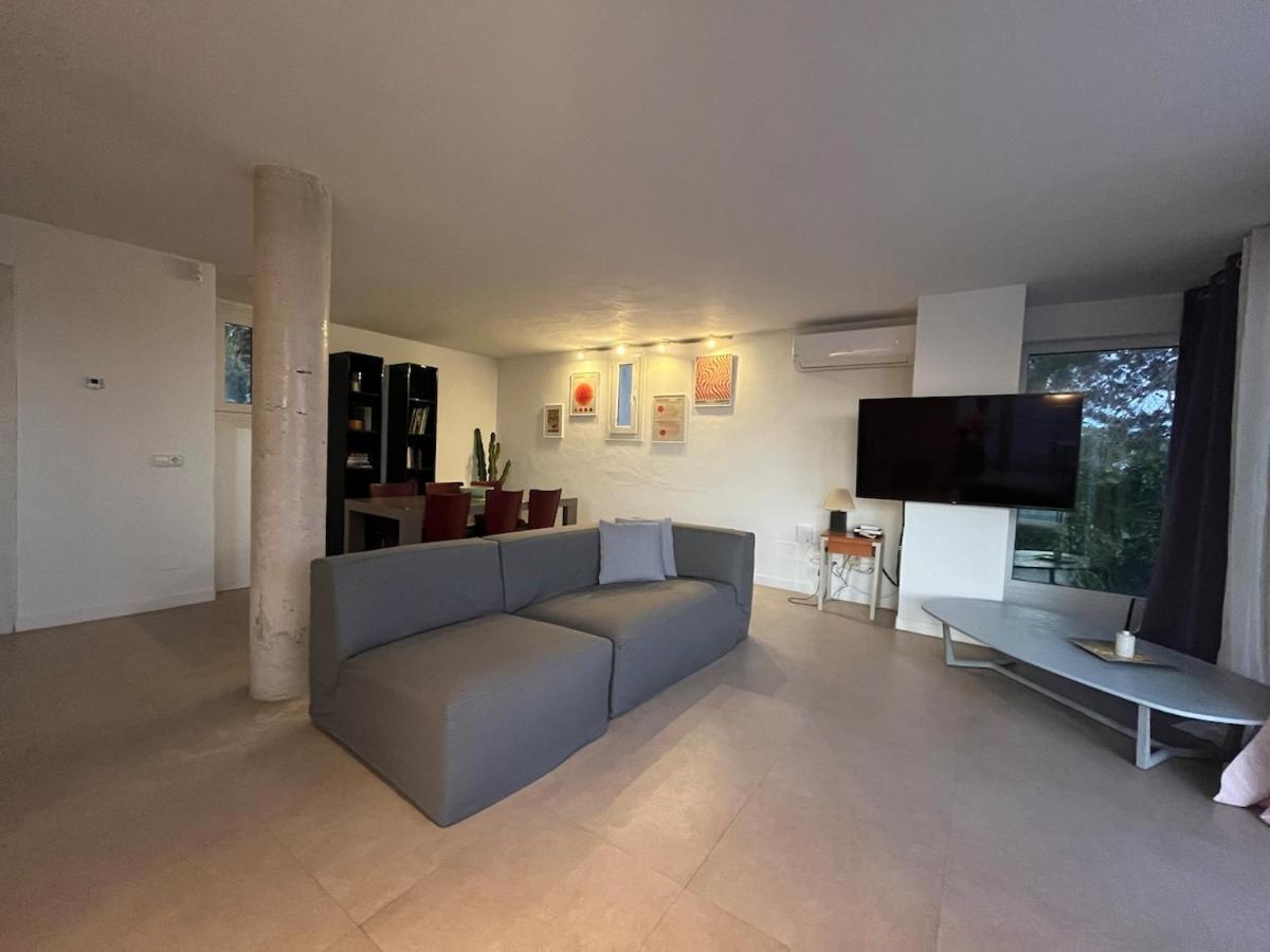 Villa Rosita Ibiza Ταλαμάνκα Εξωτερικό φωτογραφία