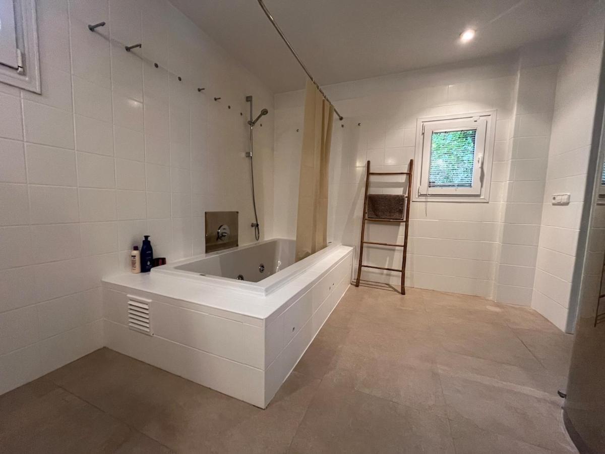 Villa Rosita Ibiza Ταλαμάνκα Εξωτερικό φωτογραφία