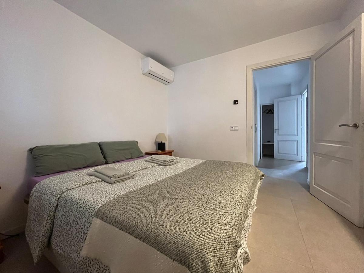 Villa Rosita Ibiza Ταλαμάνκα Εξωτερικό φωτογραφία