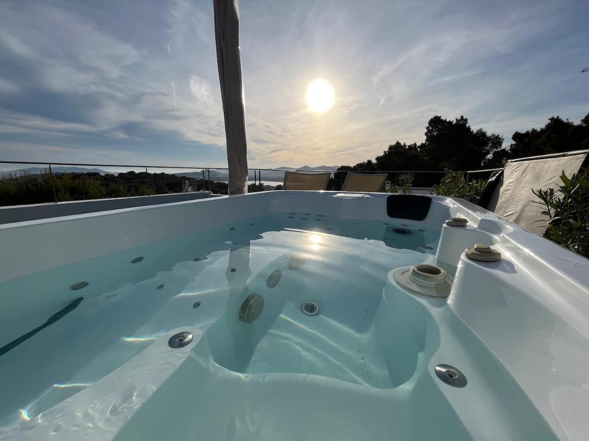 Villa Rosita Ibiza Ταλαμάνκα Εξωτερικό φωτογραφία